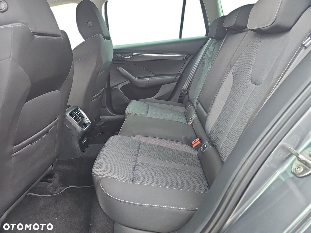 Skoda Octavia 2.0 TDI Style DSG - 15