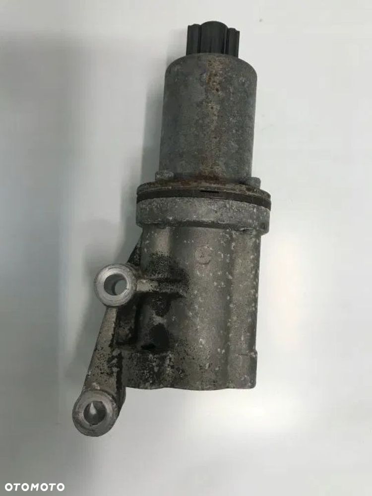 ZAWÓR EGR RECYRKULACJI SPALIN KIA CEED II 1.4 CRDI - 4