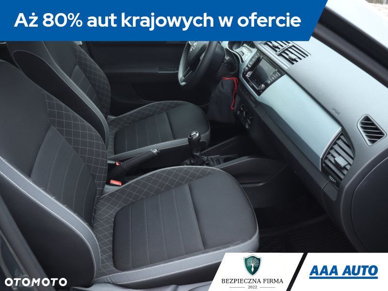 Skoda Fabia - 11