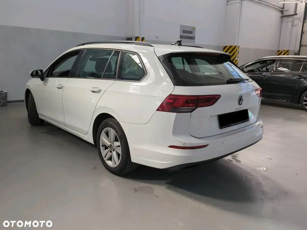 Volkswagen Golf VIII 2.0 TDI Life DSG - 4