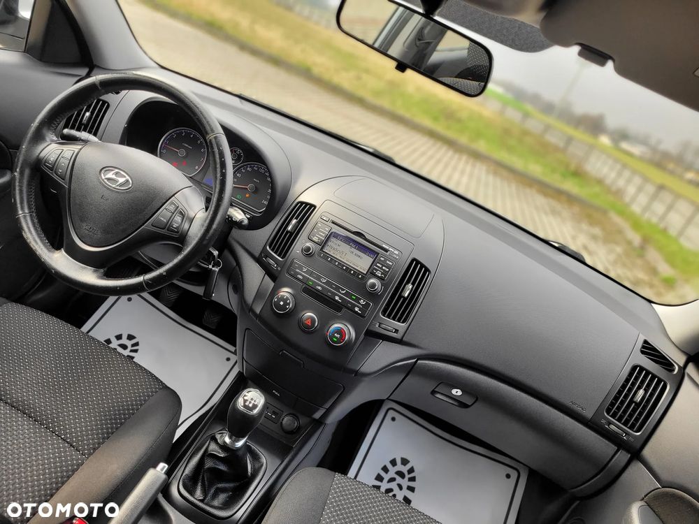 Hyundai i30 1.4 Blue Comfort - 25