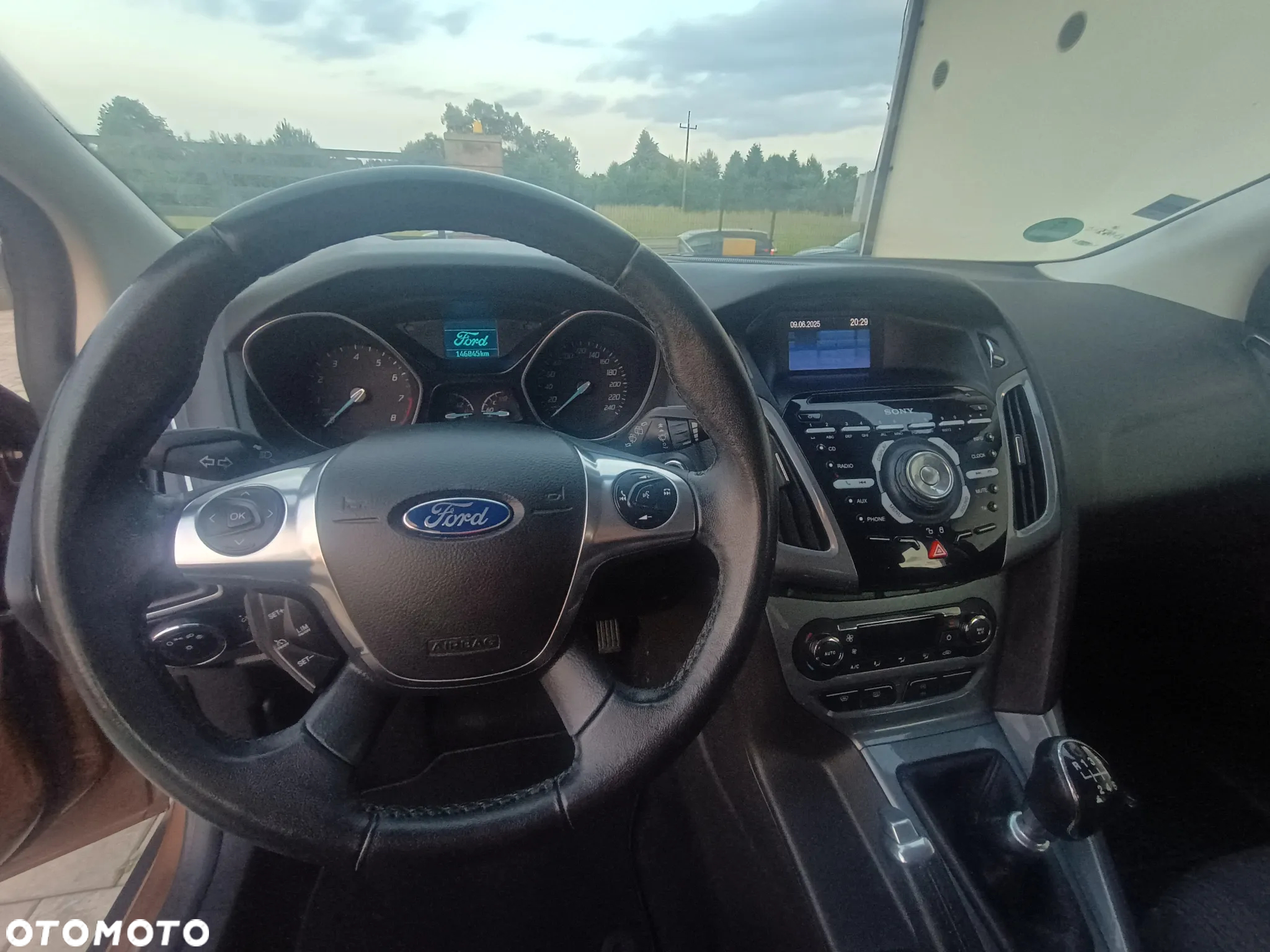 Ford Focus 1.6 EcoBoost Gold X (Trend) - 19