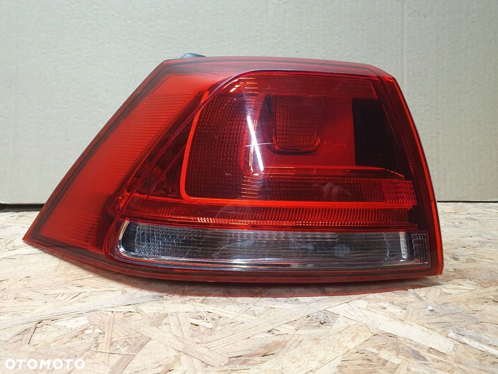 Lampa tył tylna lewa VW Golf VII 5G rok 12-16