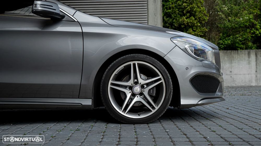Mercedes-Benz CLA 200 d Shooting Brake AMG Line Aut. - 17