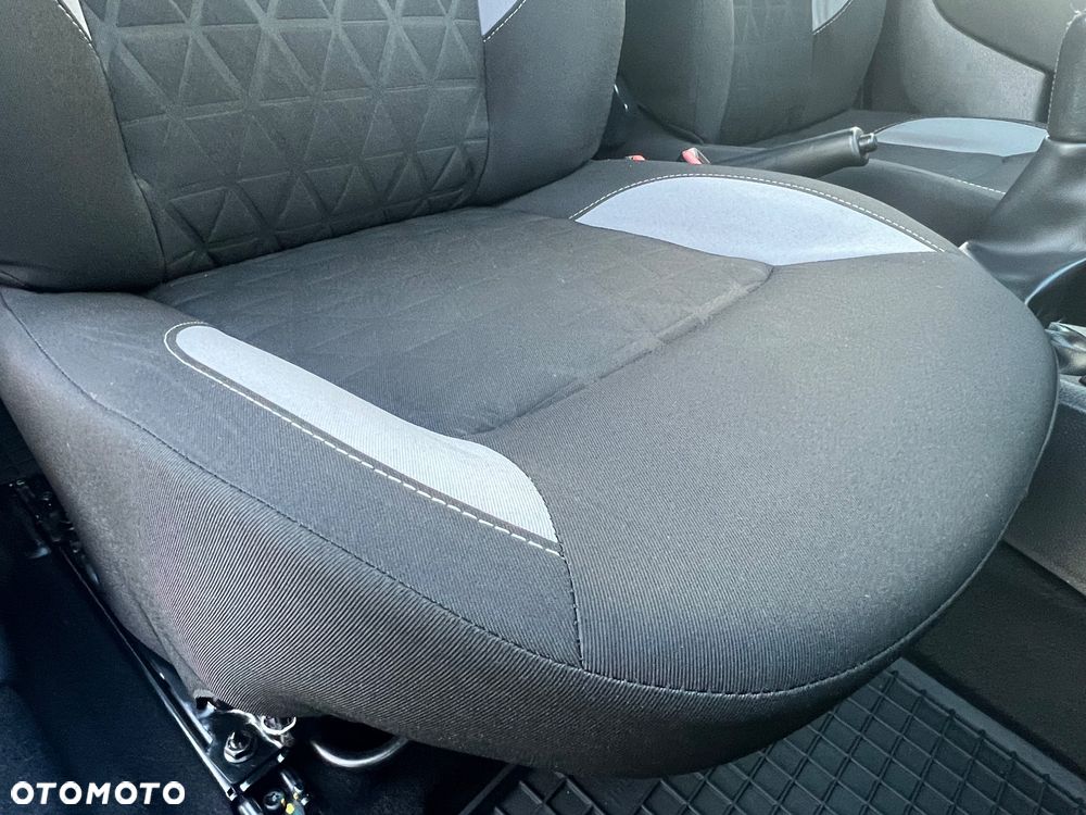 Dacia Sandero 0.9 TCe SL Blackline - 11