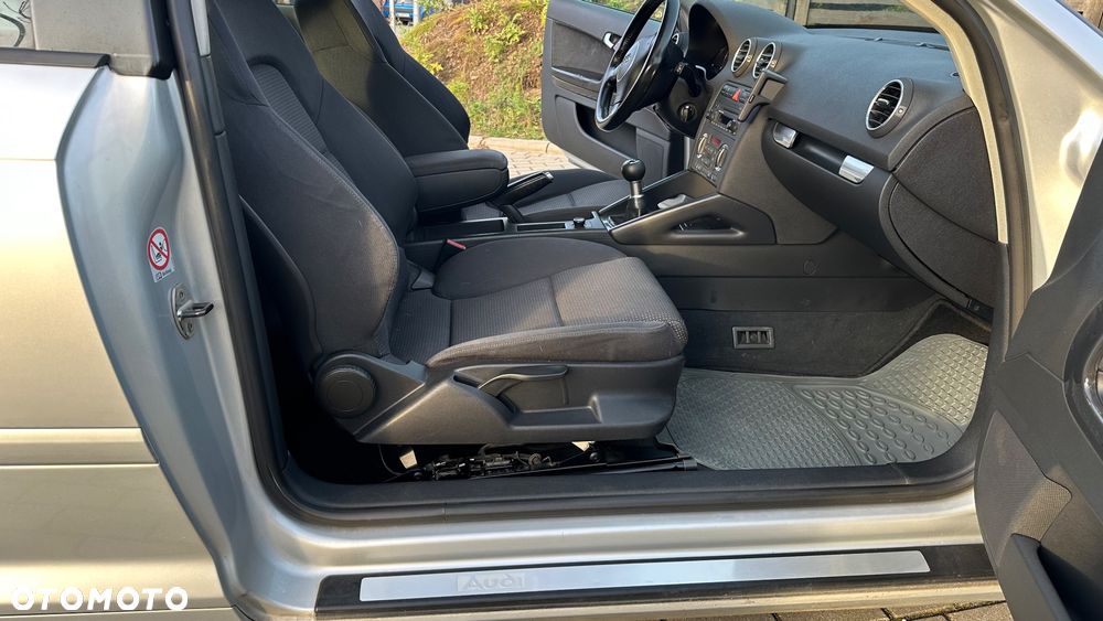 Audi A3 3-drzwiowe 2.0 TDI Attraction - 10