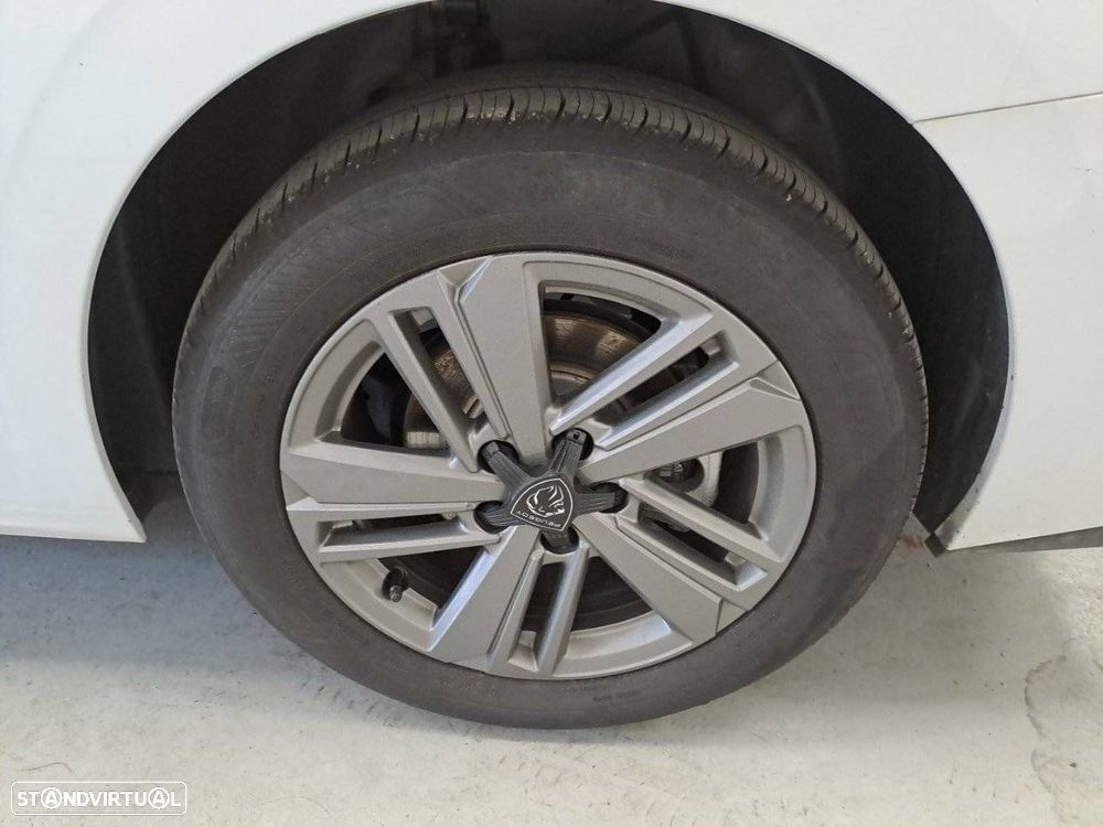 Peugeot 308 1.2 Hybrid Style e-DCS6 - 11