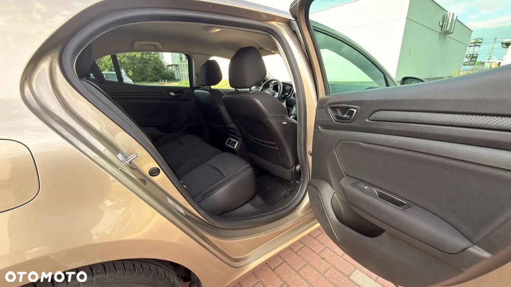 Renault Megane 1.2 Energy TCe Intens EDC - 9