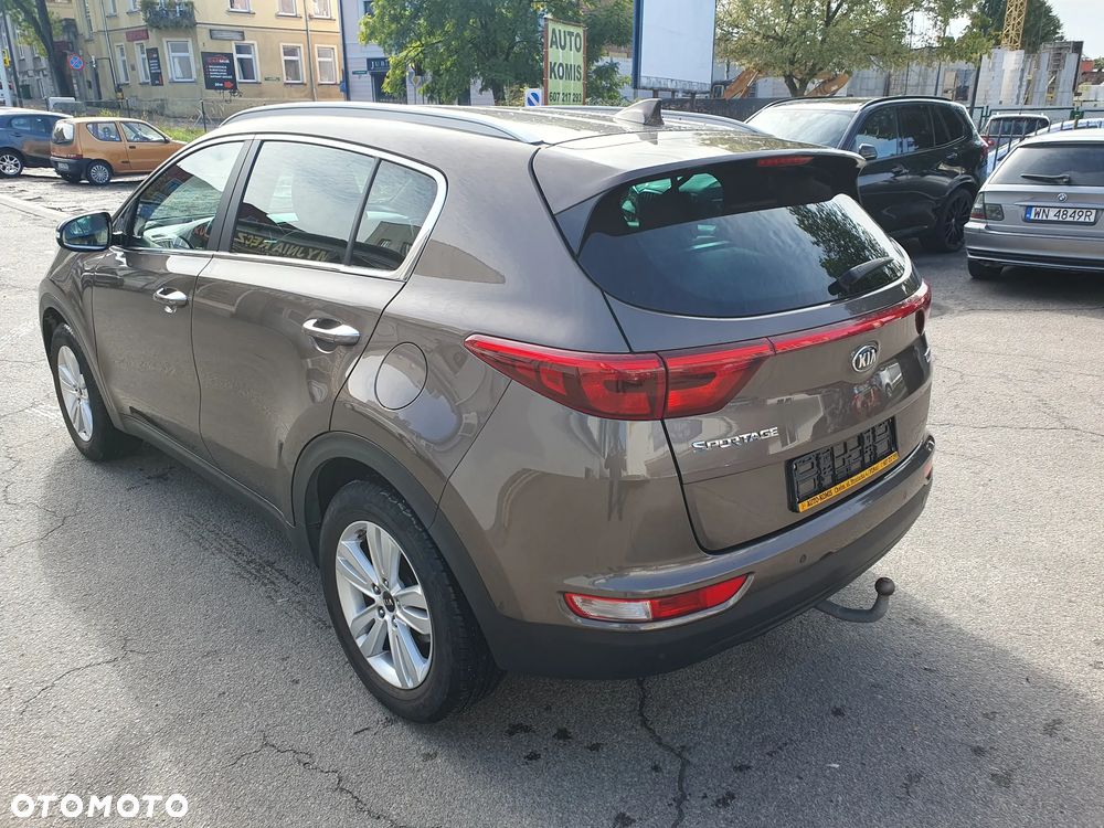 Kia Sportage 1.6 GDI 2WD Dream-Team Edition - 3
