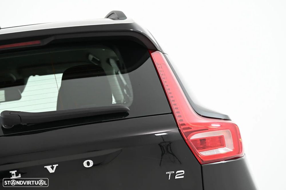 Volvo XC 40 1.5 T2 Momentum - 11