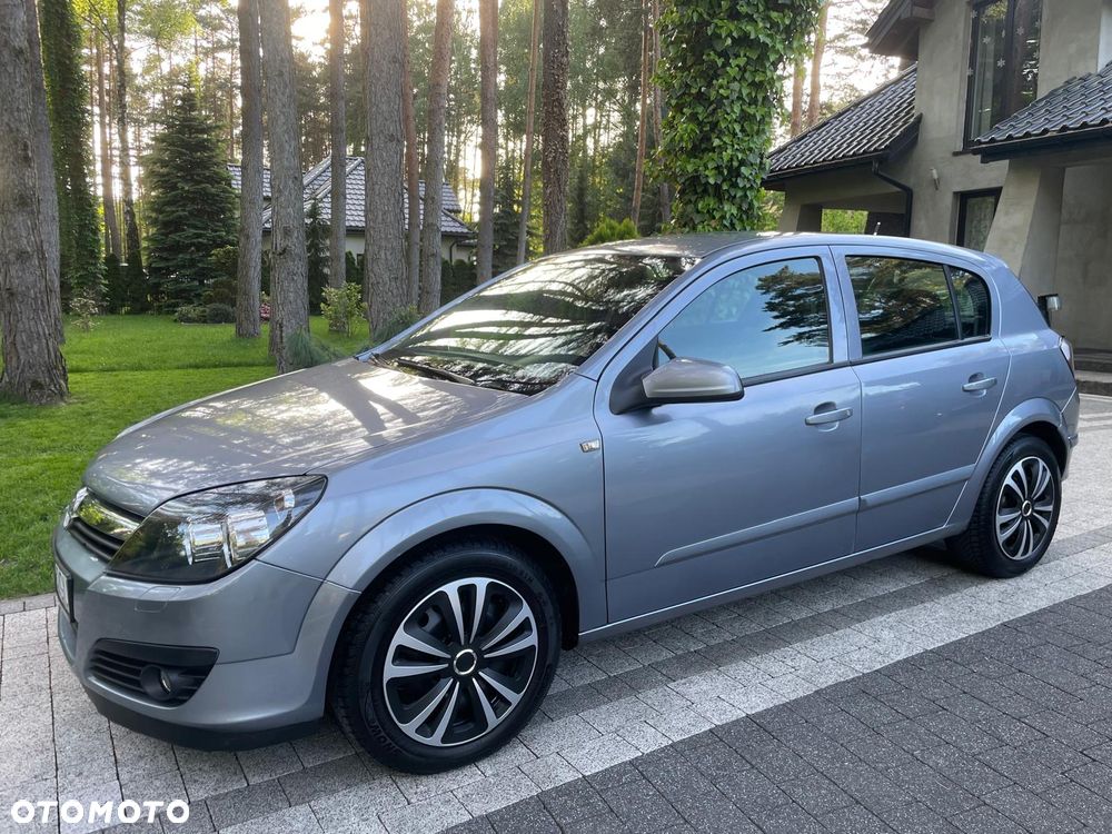 Opel Astra 1.6 Sport Easytronic - 3