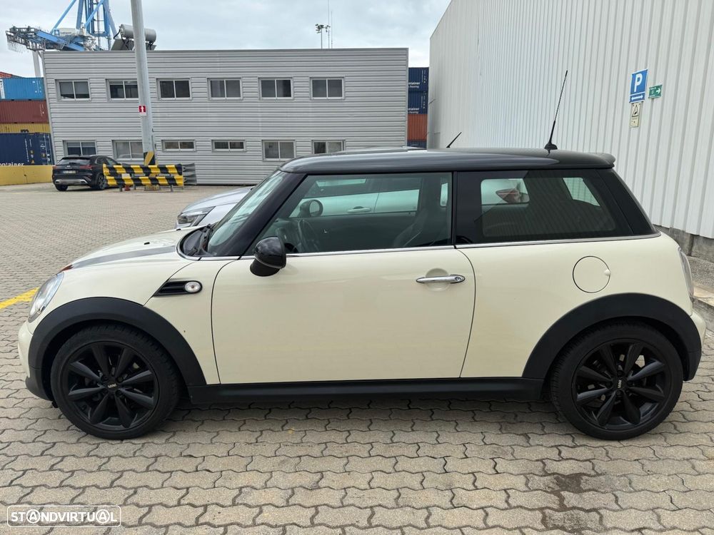 MINI 3 Portas Cooper SD - 3