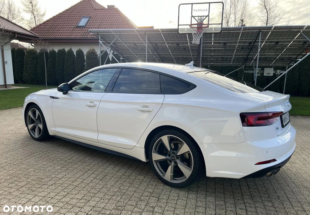 Audi A5 Limousine - 5