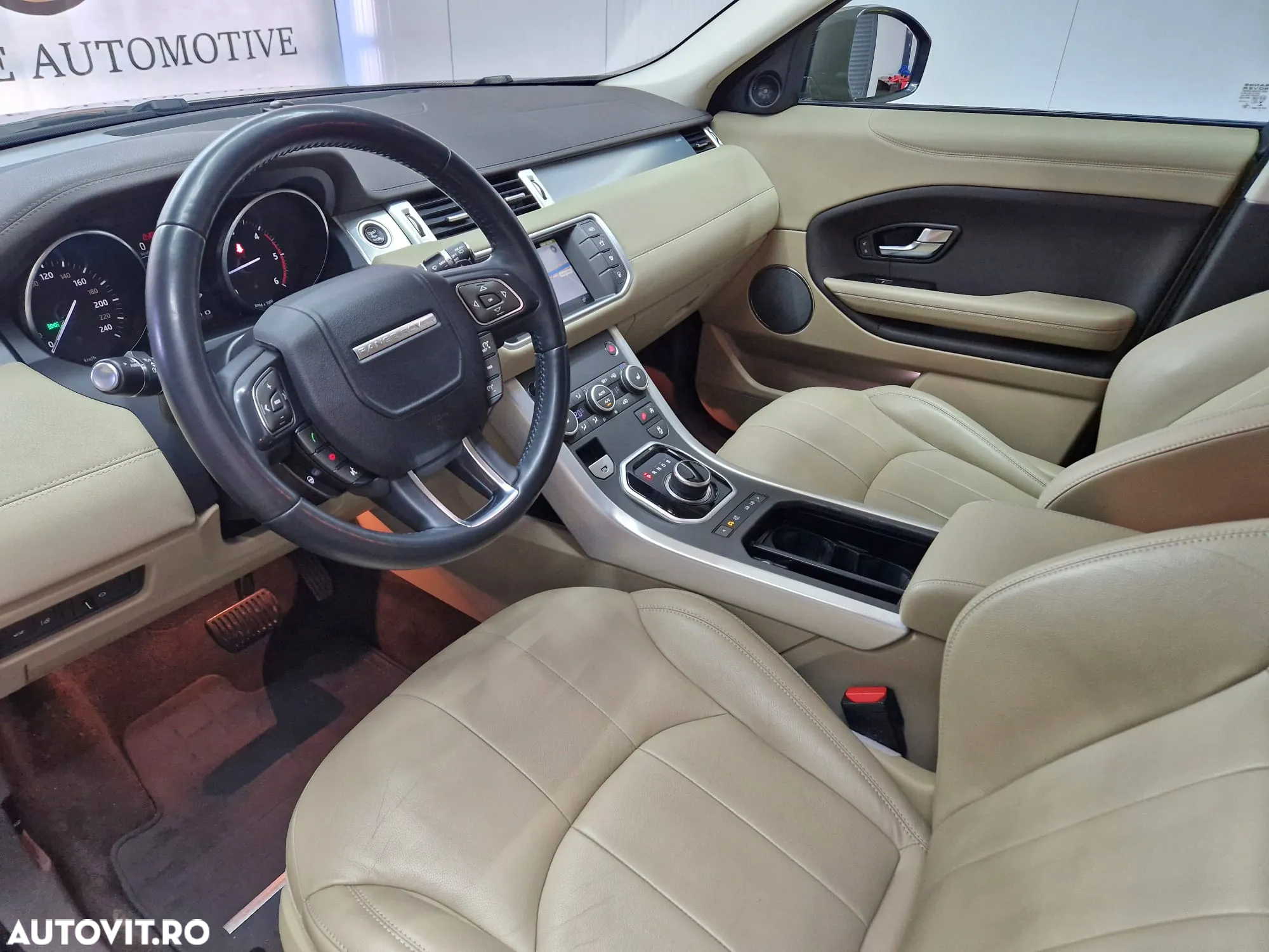 Land Rover Range Rover Evoque 2.0 D150 HSE - 10