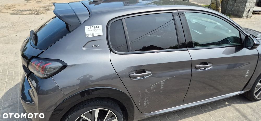 Peugeot 208 1.2 PureTech GT S&S EAT8 - 8
