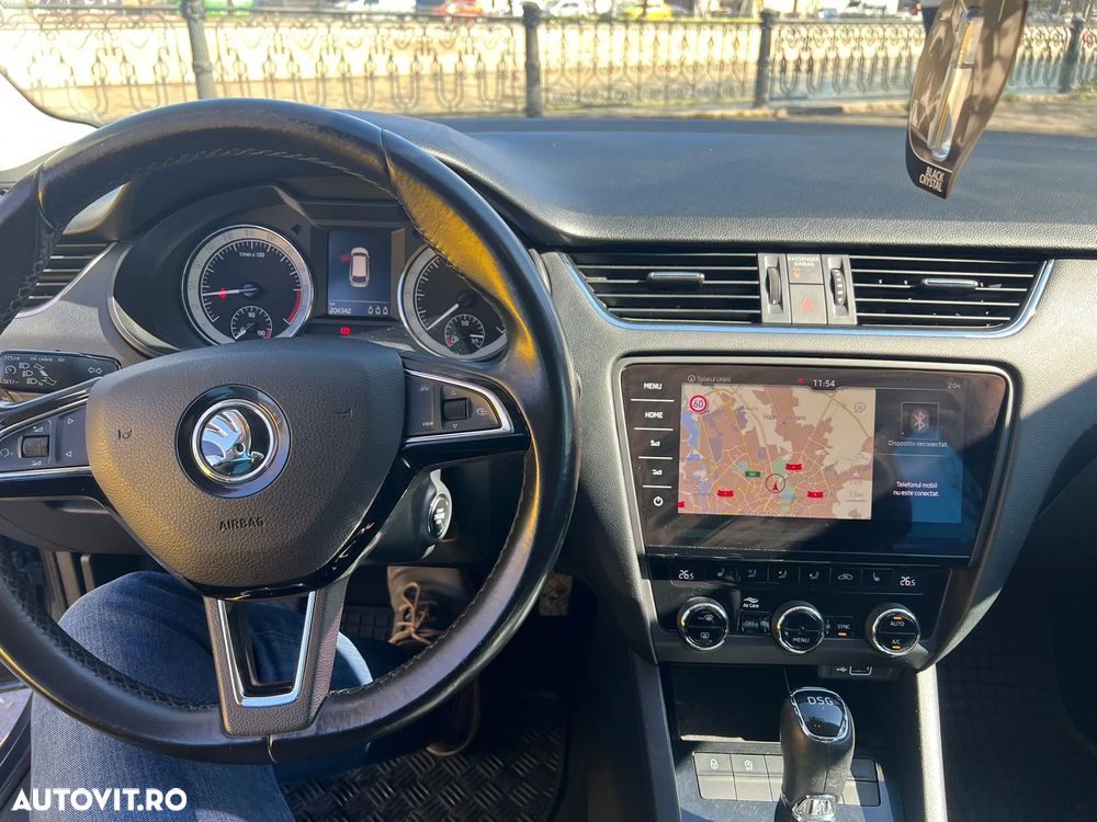 Skoda Octavia 2.0 TDI DSG Exclusive - 9