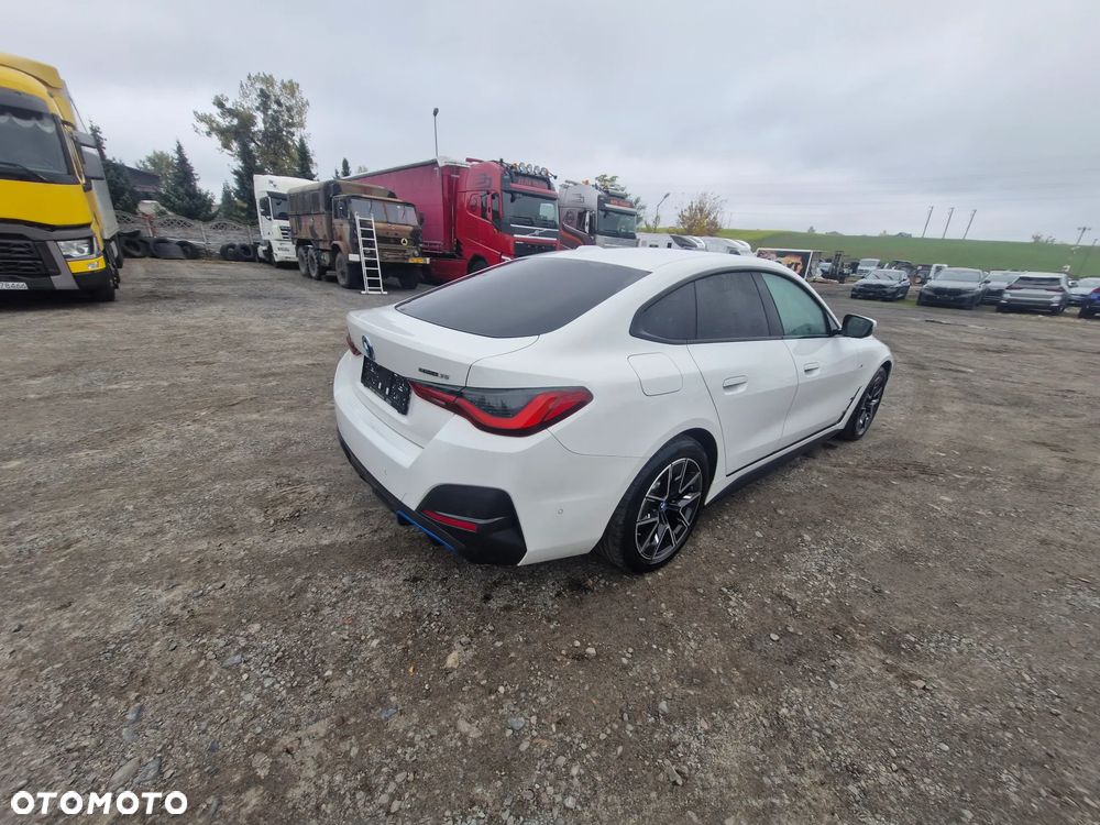 BMW I4 2023 photo 3