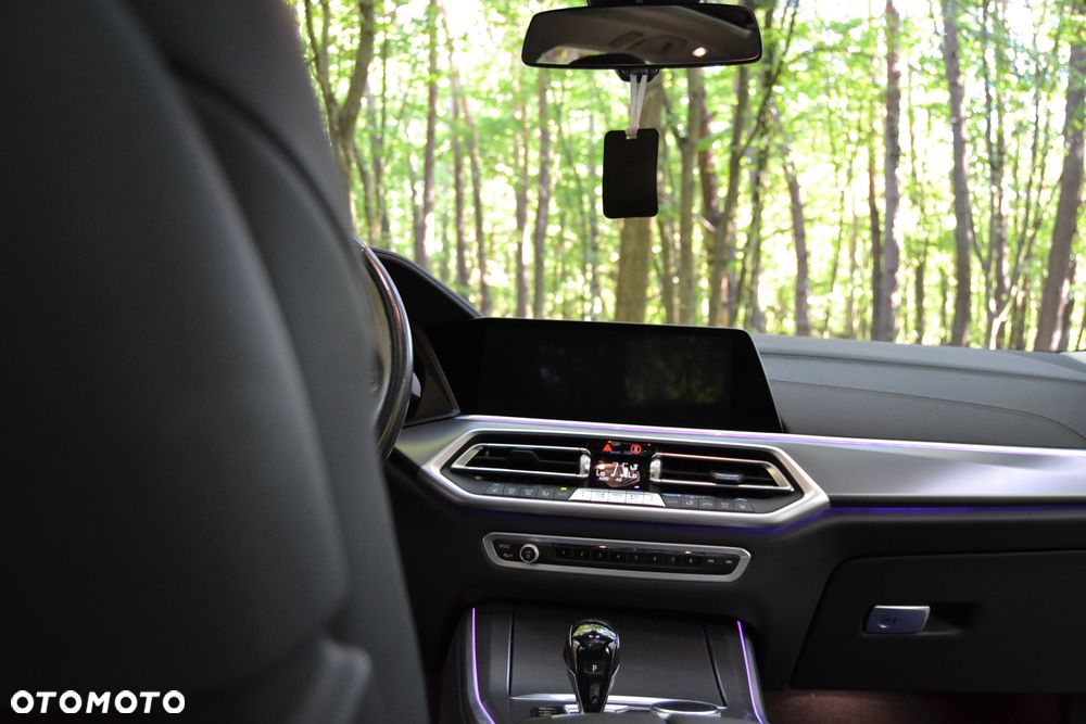 BMW X5 xDrive30d - 14
