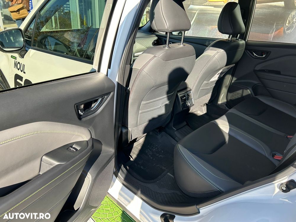 Subaru Forester 2.0 e-Boxer LinearTronic MHEV 4dventure - 9