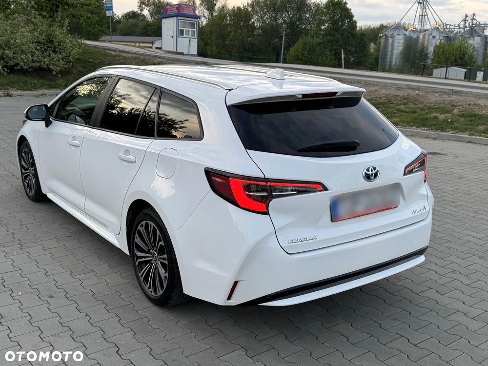 Toyota Corolla 1.8 Hybrid Comfort - 4