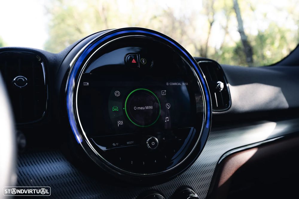 MINI Countryman Cooper SE ALL4 Auto - 32