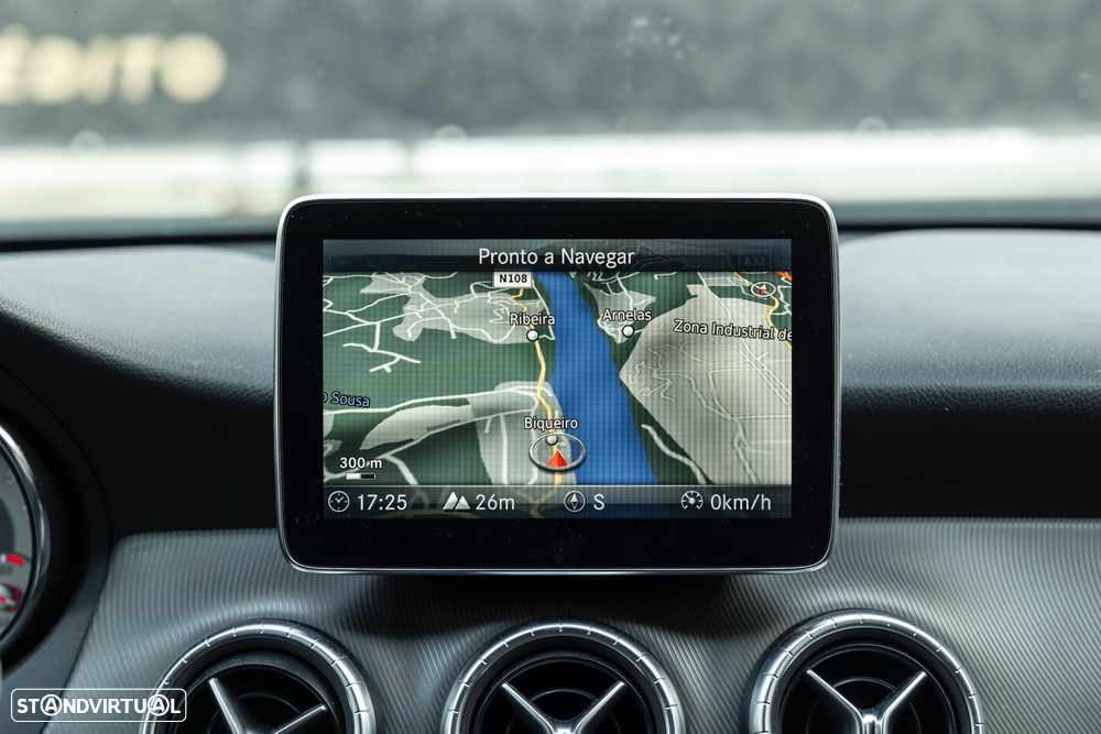 Mercedes-Benz CLA 180 d Shooting Brake Urban Aut. - 11