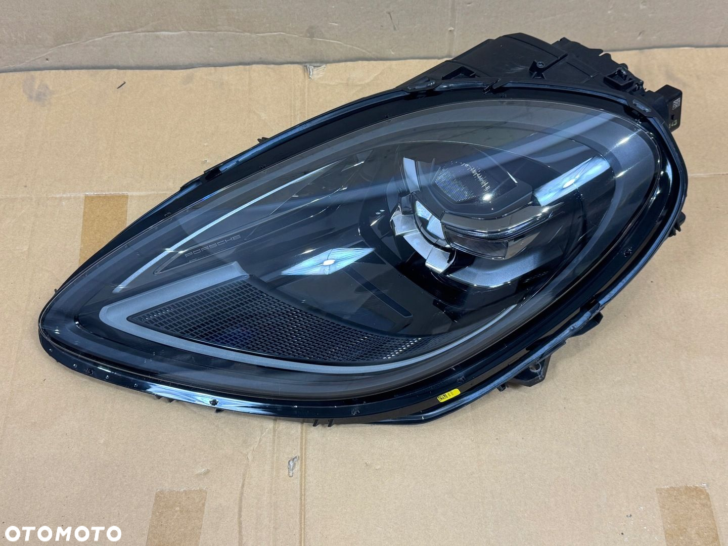 PORSCHE MACAN 95B LIFT FULL LED LEWA CZARNA ŁADNA - 4