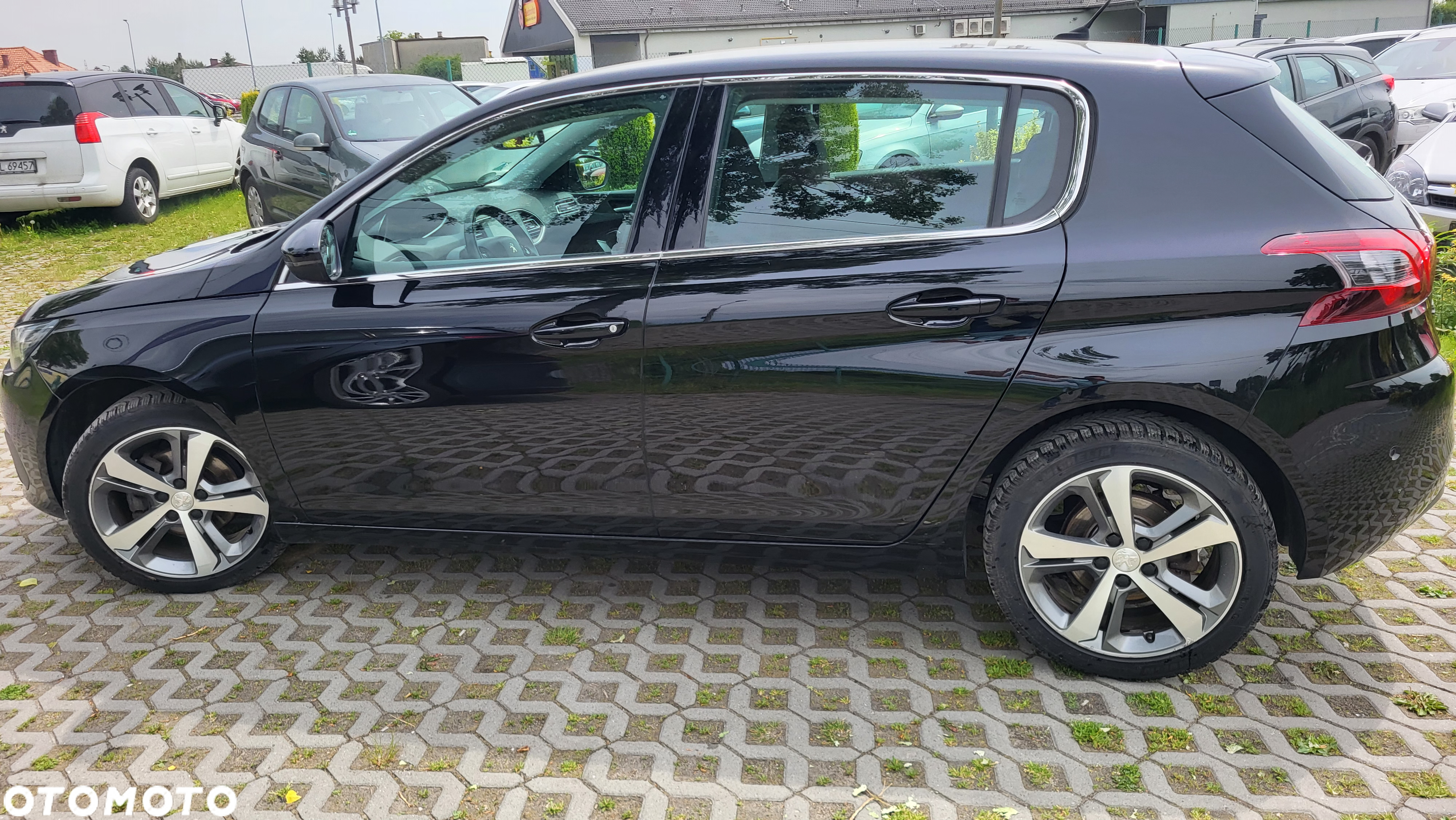 Peugeot 308 BlueHDi FAP 130 Stop & Start Allure - 25
