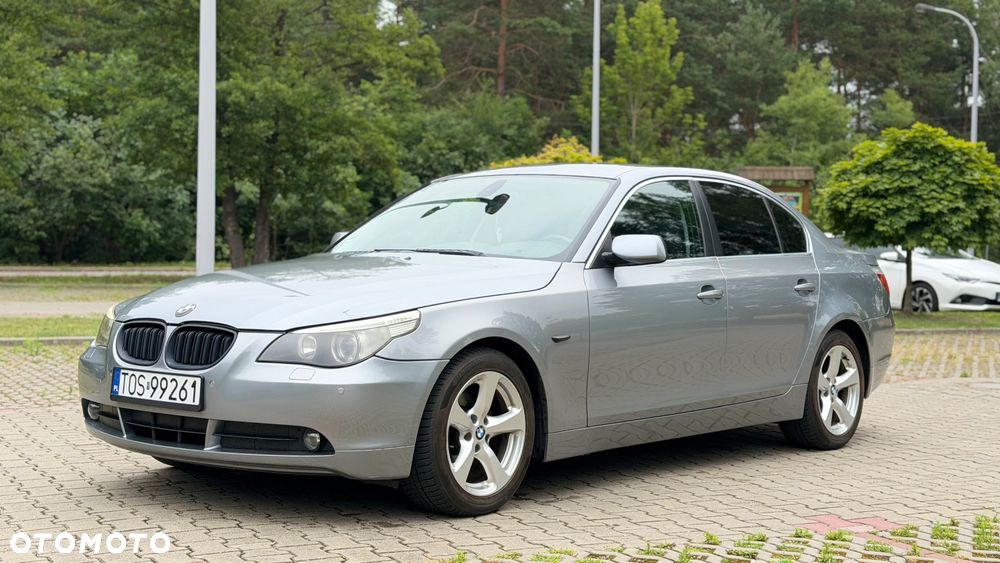 BMW Seria 5 520i - 1