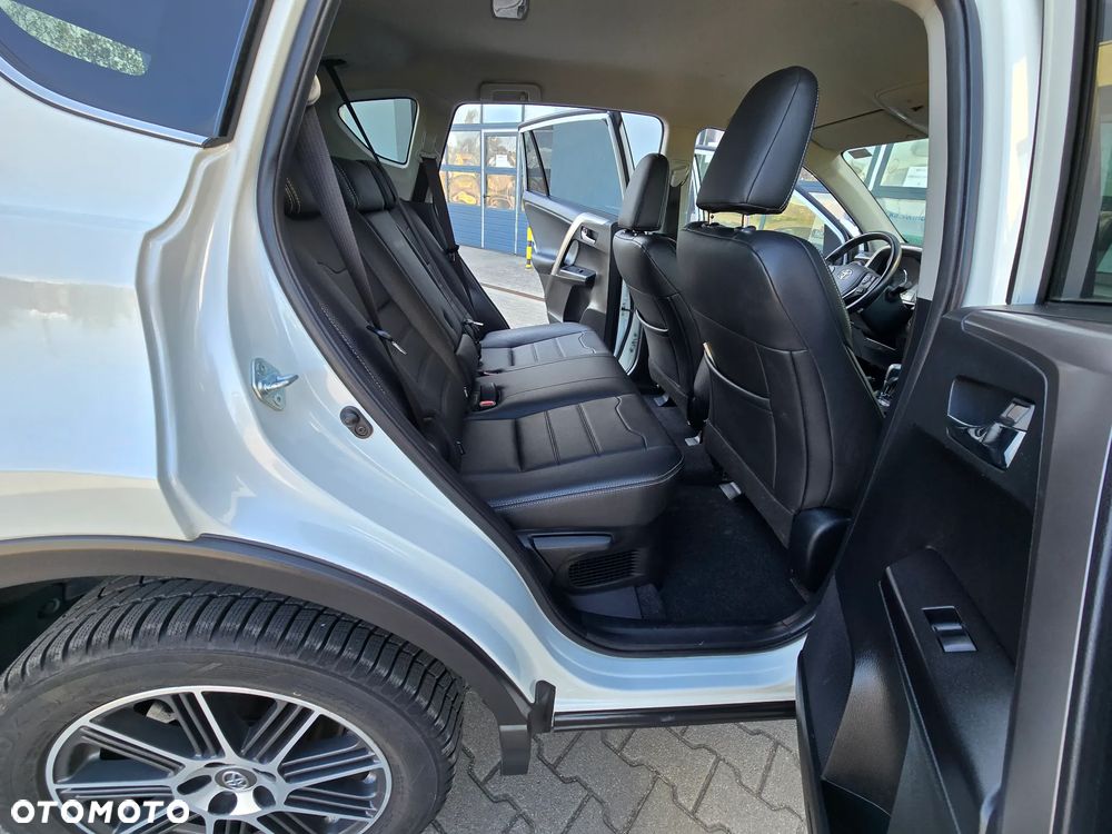Toyota RAV4 Hybrid Prestige 4x2 - 16
