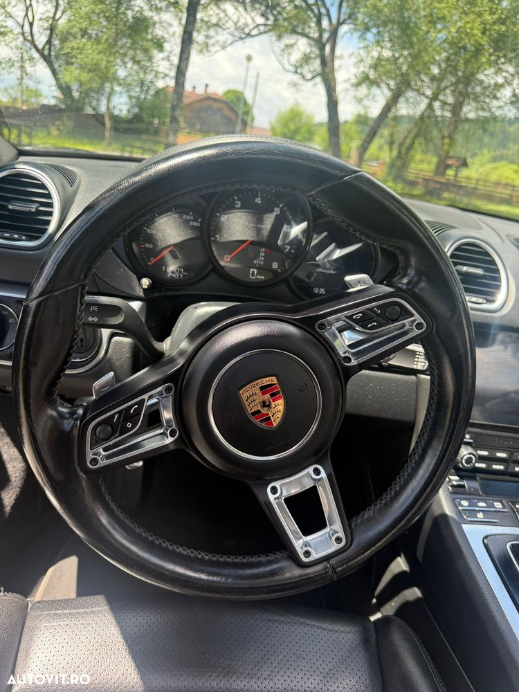 Porsche Boxster - 4