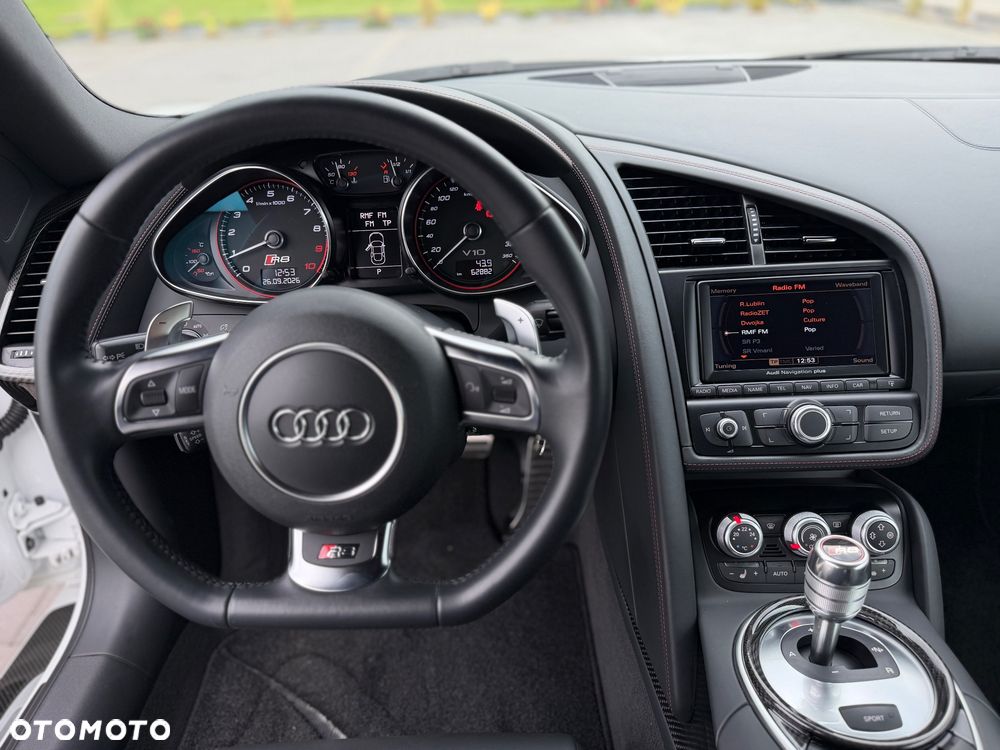 Audi R8 Coupé 5.2 FSI quattro S tronic - 11