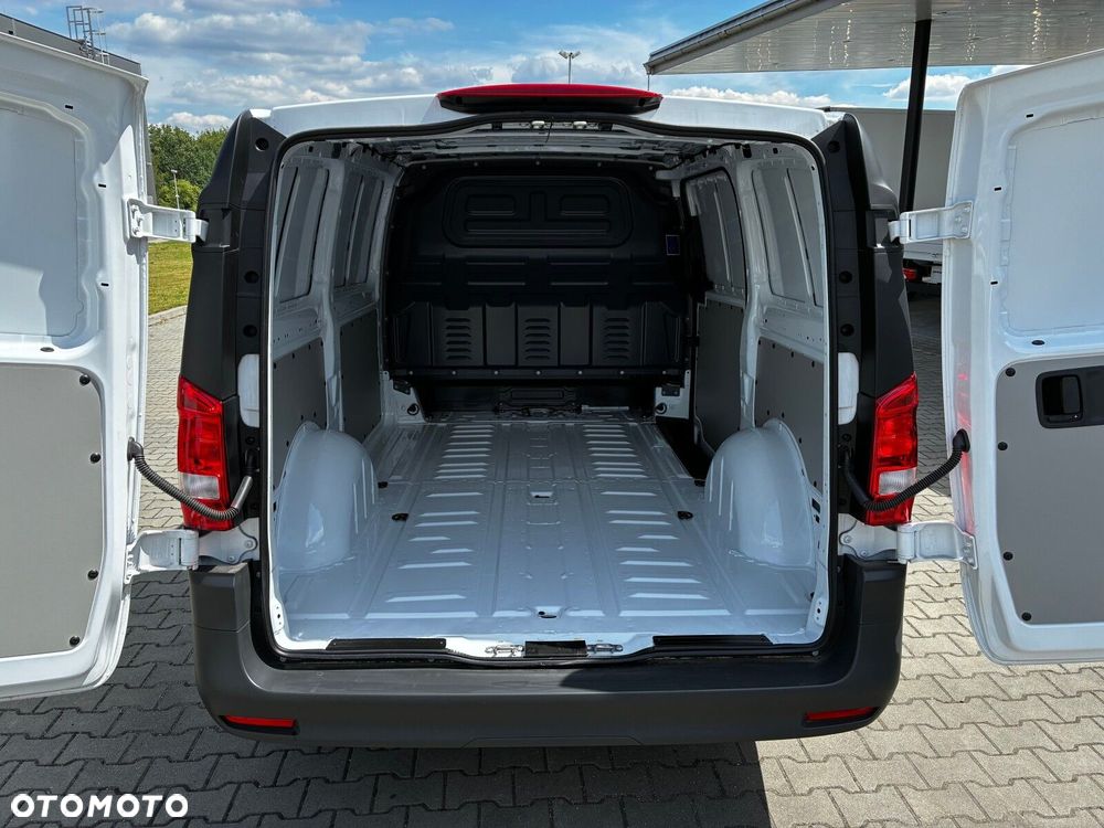 Mercedes-Benz vito 116 CDI KA OM654 - 8
