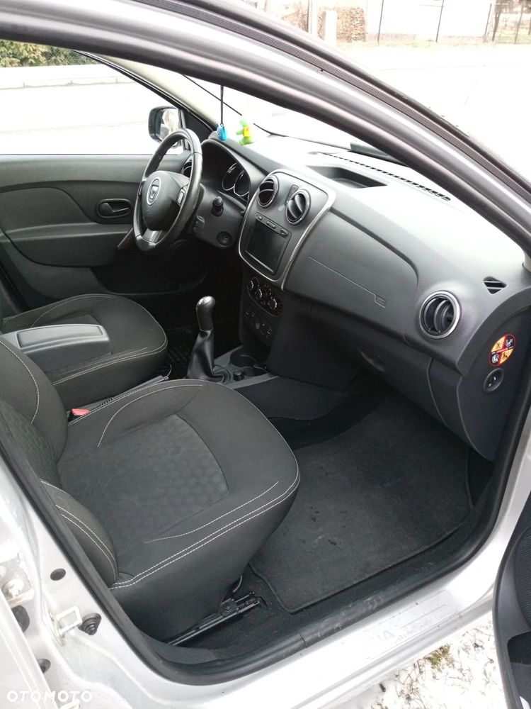 Dacia Logan TCe 90 S&S Laureate - 6