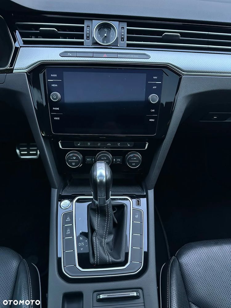 Volkswagen Arteon 2.0 TSI 4Motion R-Line DSG - 19