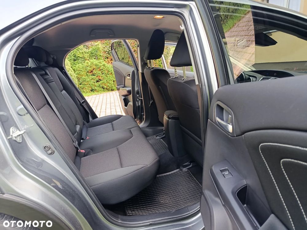 Honda Civic 1.8 Elegance (Honda Connect+) - 12