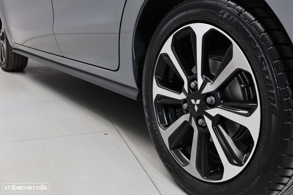 Mitsubishi Space Star 1.2 Intense - 13