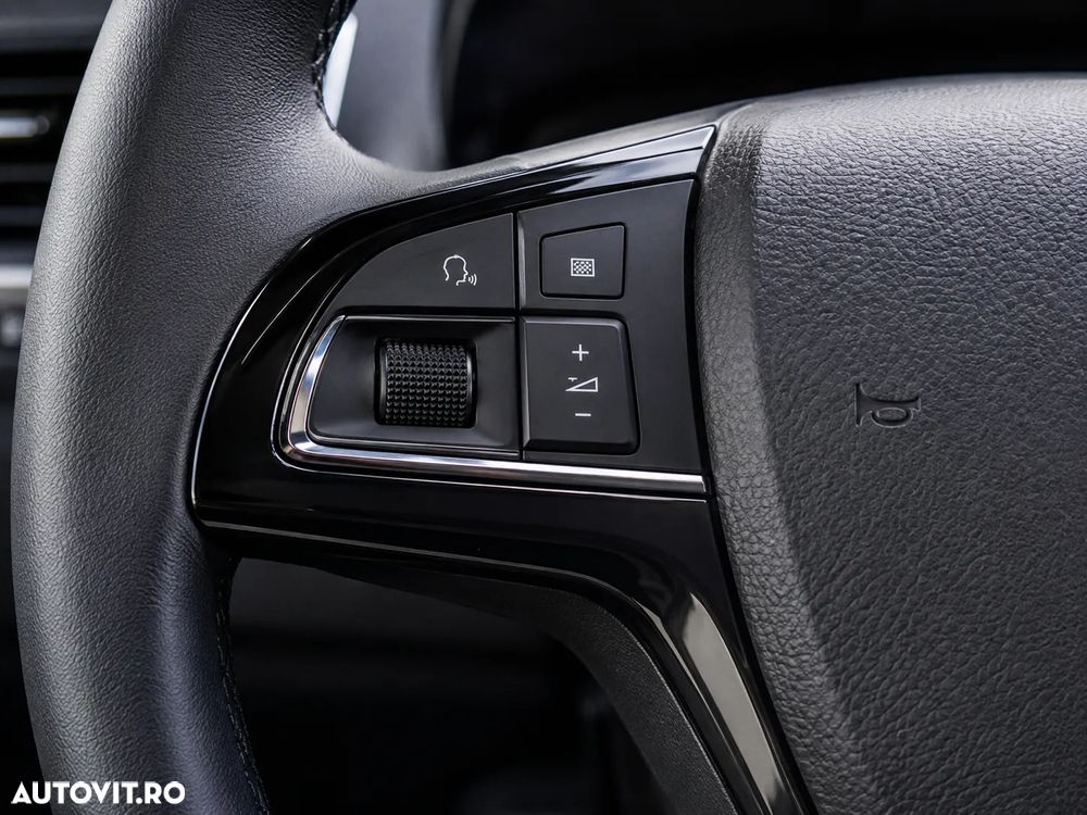Peugeot 208 e-208 GT Pack - 21