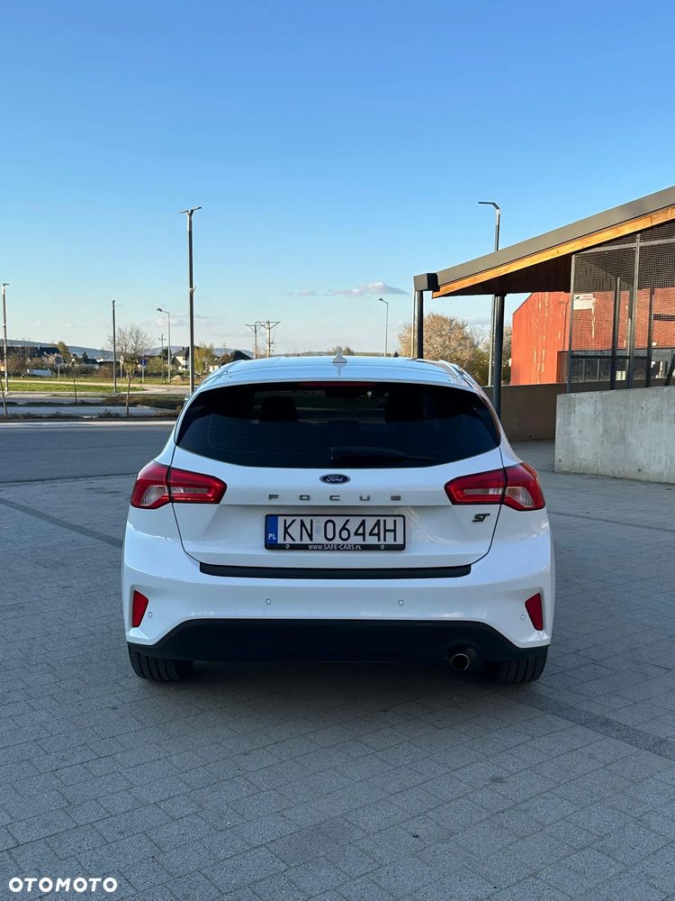 Ford Focus 1.5 TDCi Trend Sport - 12