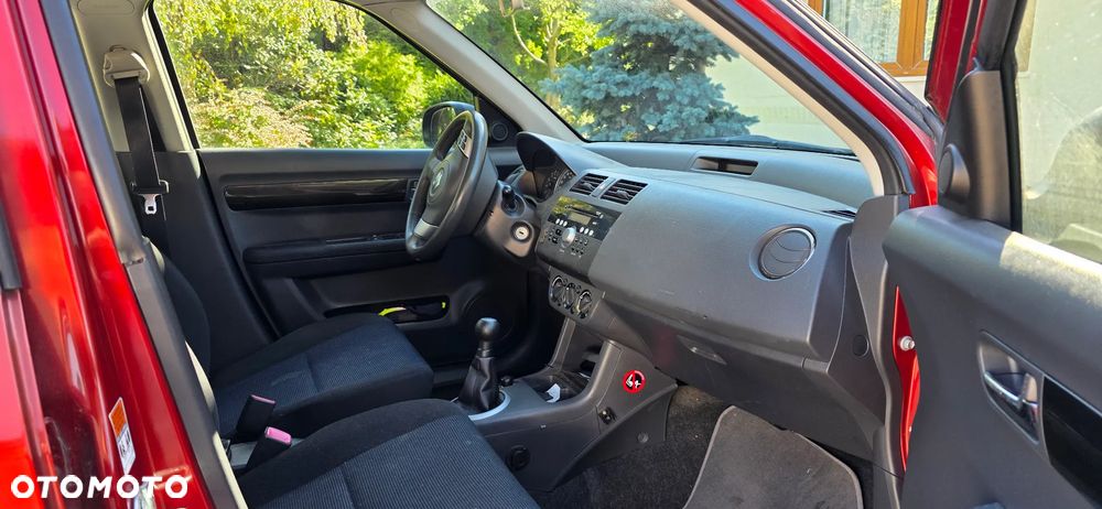 Suzuki Swift - 3
