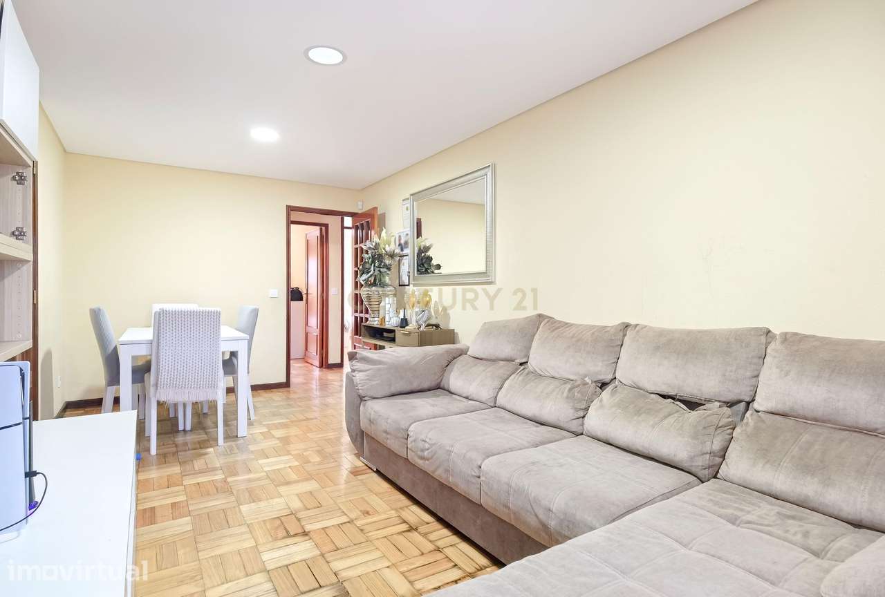 Apartamento T3 | Renovado | Metro (Contumil) | Porto - Grande imagem: 3/18