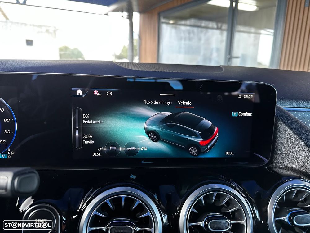 Mercedes-Benz EQA 250 Progressive - 37