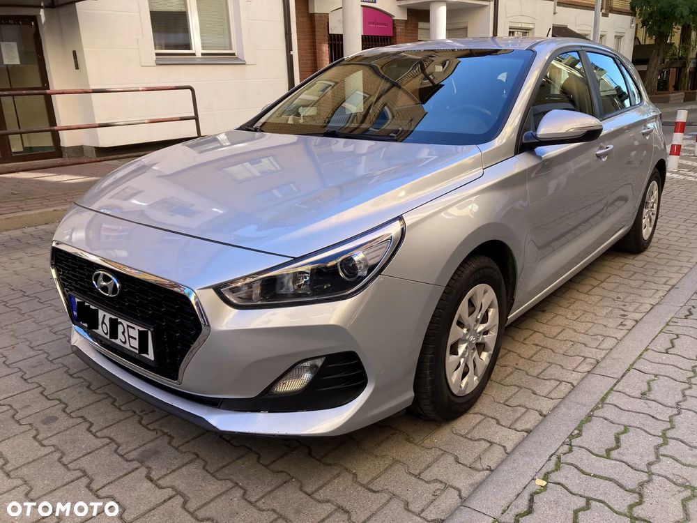 Hyundai i30 1.4 BlueDrive Classic + - 3