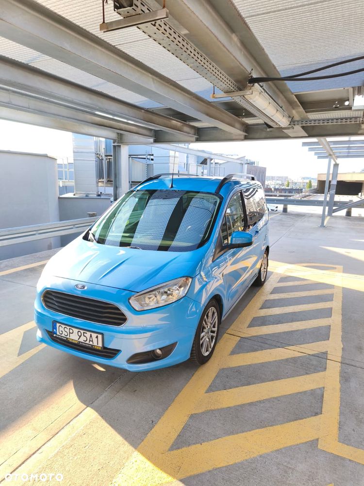Ford Tourneo Courier 1.0 EcoBoost Titanium - 4