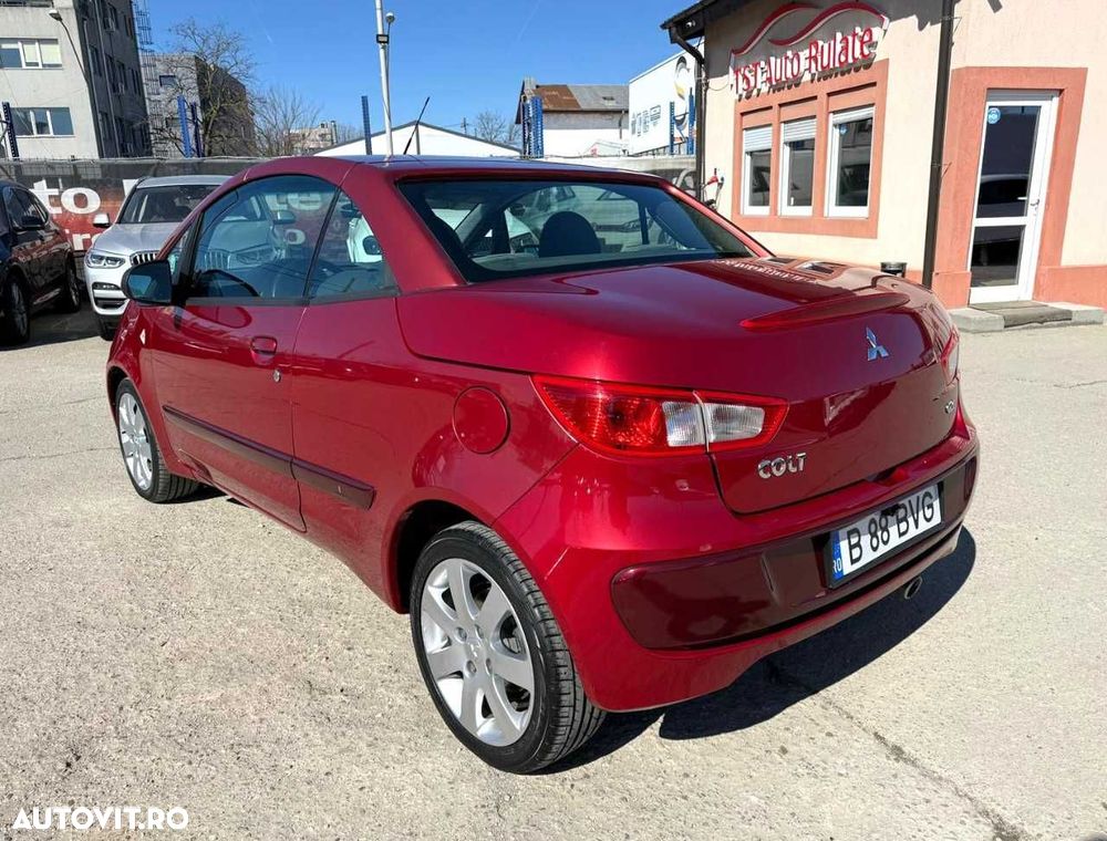 Mitsubishi Colt - 10