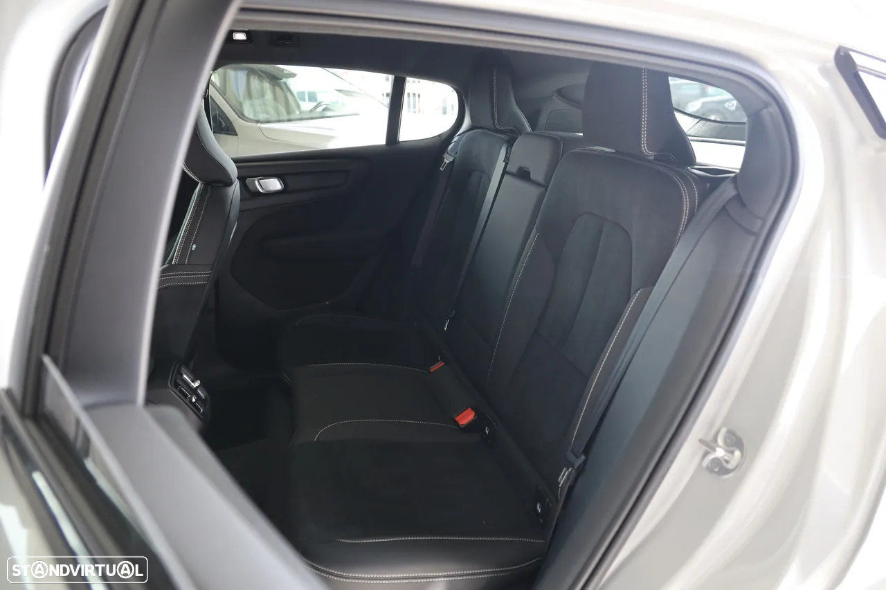 Volvo C40 Recharge Extended Range Ultimate - 9