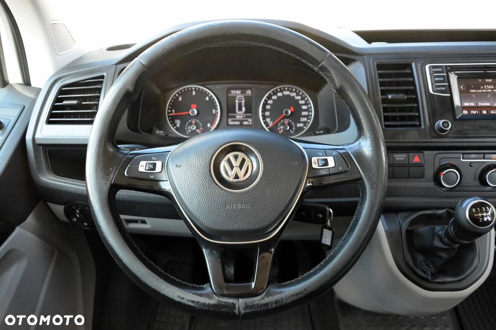 Volkswagen Transporter T6 TDI L2H1 - 11