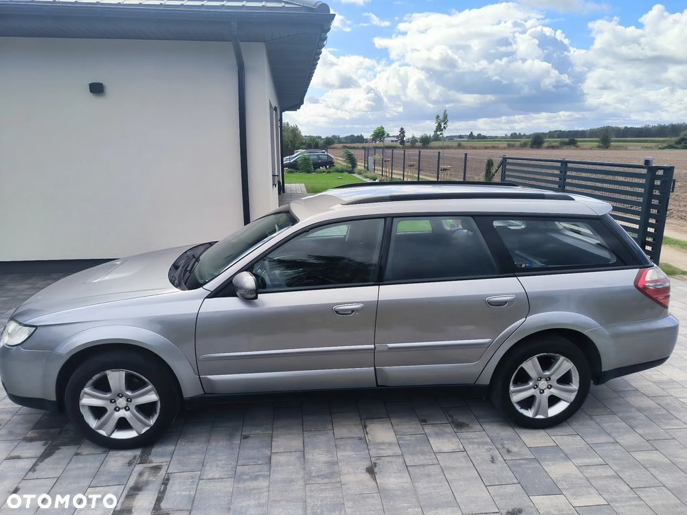 Subaru Outback 2.0D RC 000 - 8