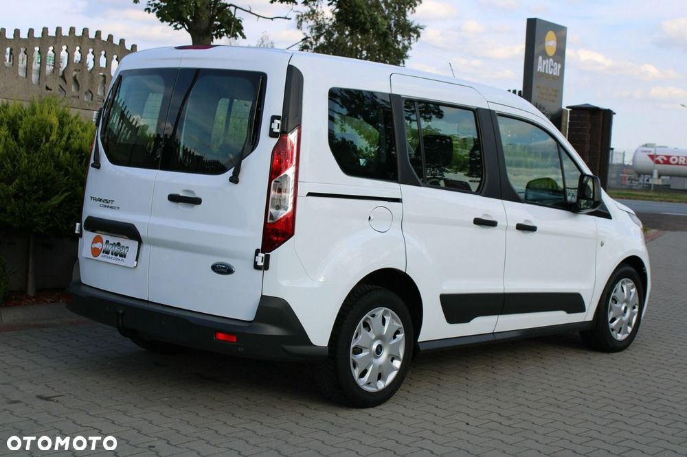 Ford Transit Connect - 15