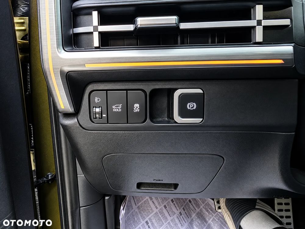 Hyundai Santa Fe 1.6 HEV 4WD Signature - 17